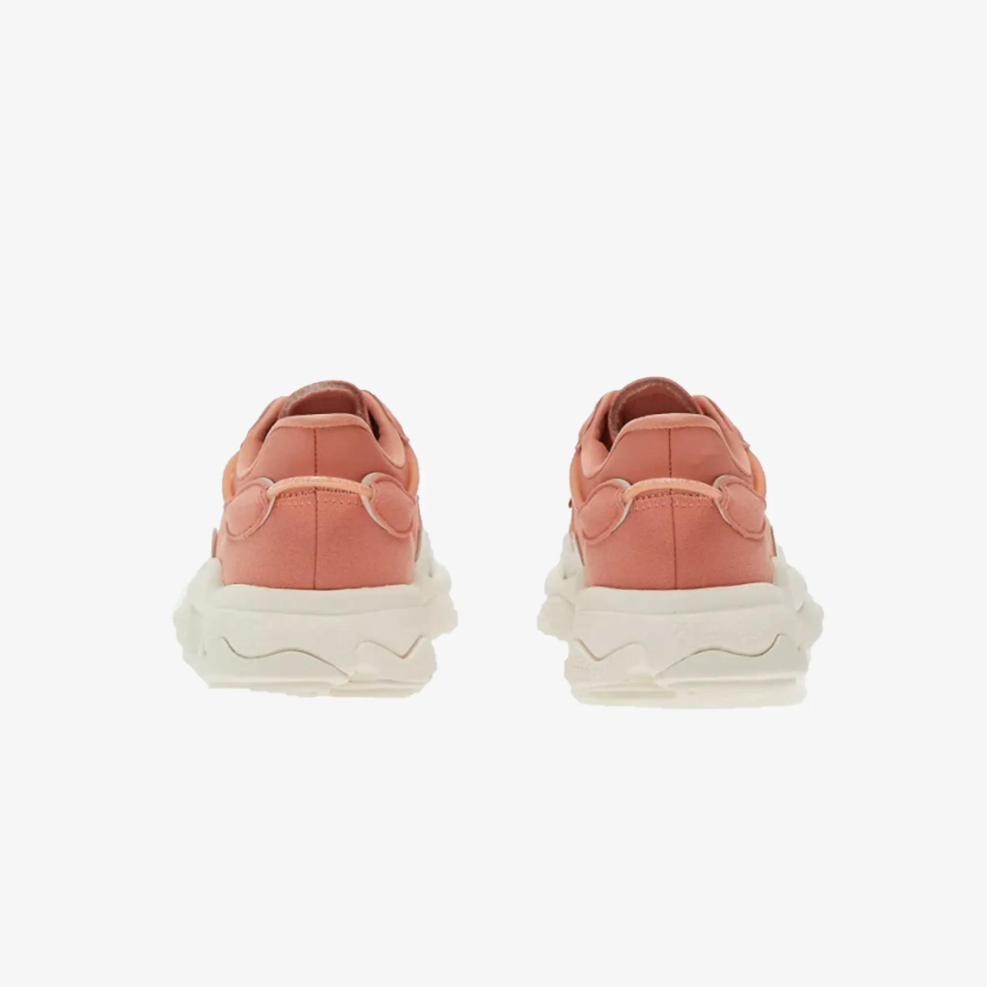 Adidas Originals | WMN'S OZWEEGO W  { WONDER CLAY/CORE WHITE